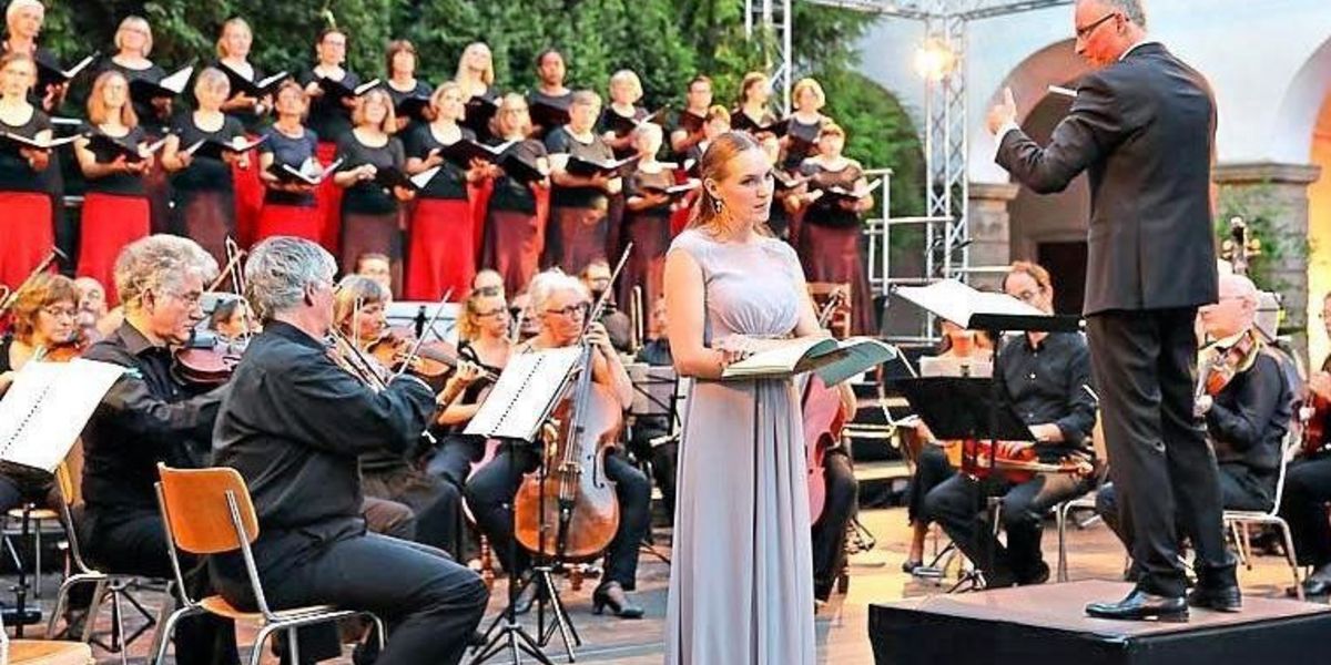 Orchester L’arpa festante, Frauenchor des Heinrich-Schütz-Ênsembles Vornbach | Foto: Toni Scholz Orchester L’arpa festante, Frauenchor des Heinrich-Schütz-Ênsembles Vornbach | Foto: Toni Scholz
