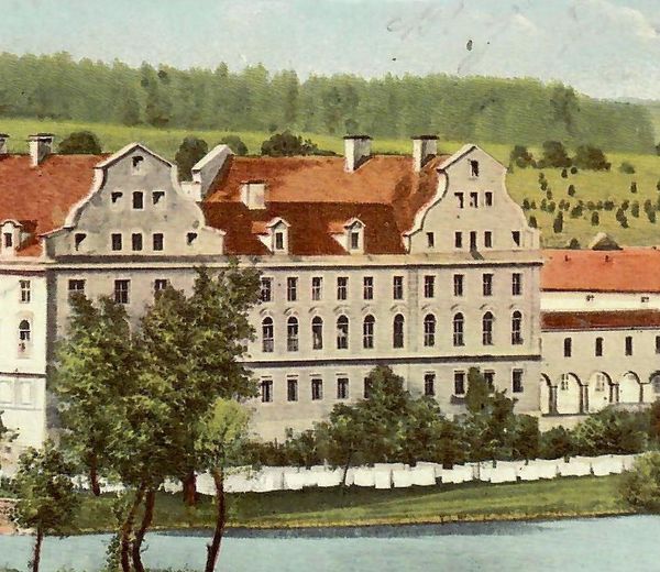 Kloster Neuhaus am Inn 