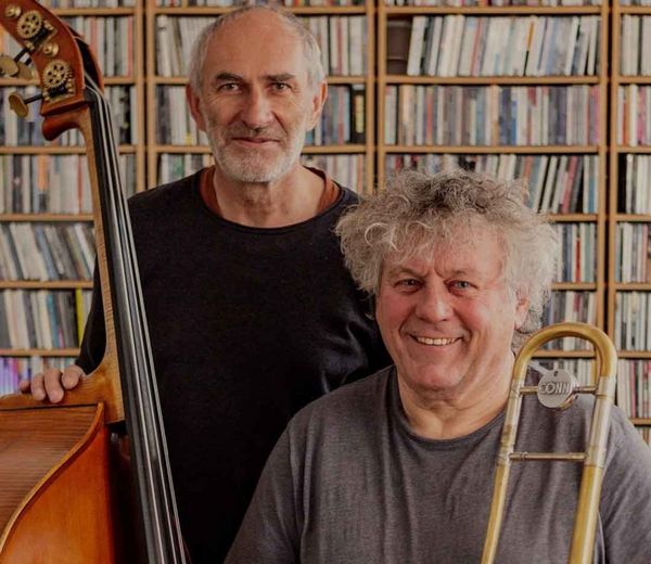 Paul Zauner (Posaune) und Wolfram Derschmidt (Kontrabass)